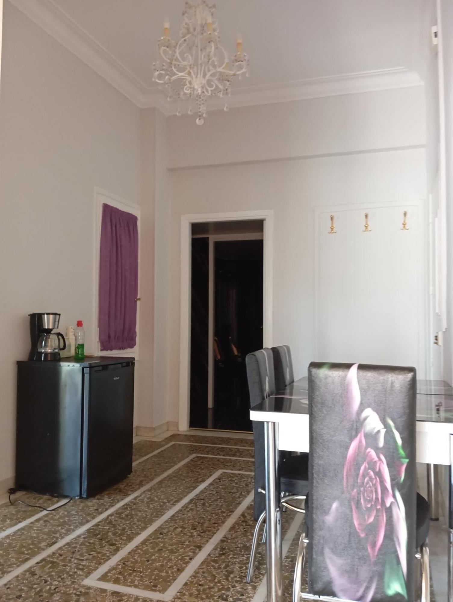 Iris Baroque Apartment Eleusis Exterior photo