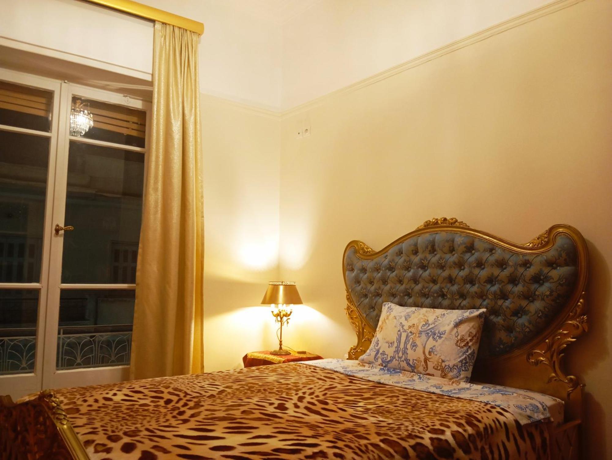 Iris Baroque Apartment Eleusis Exterior photo