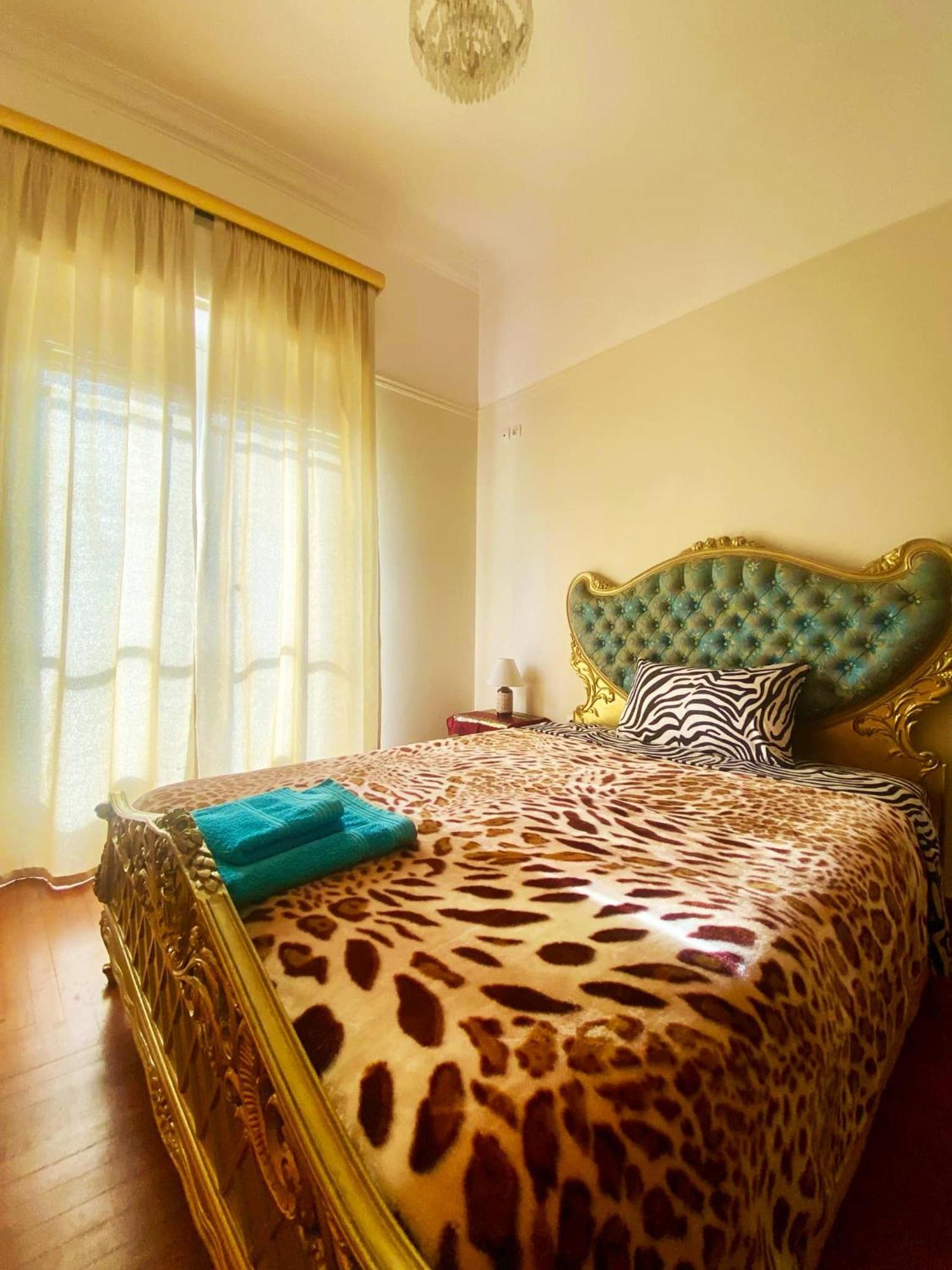 Iris Baroque Apartment Eleusis Exterior photo